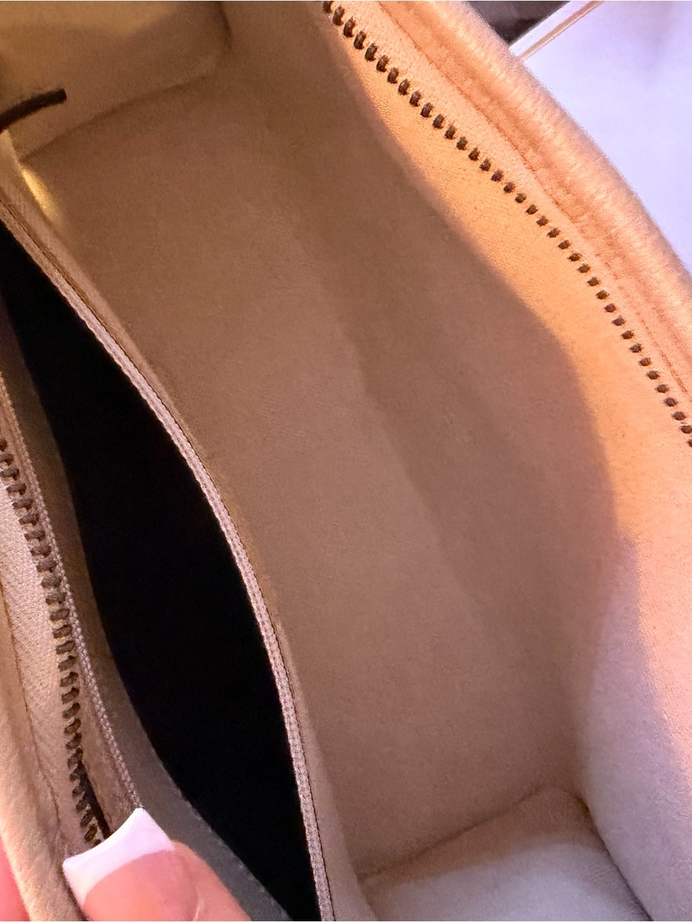NWT Supreme Beige and Green-Red Stripe Crossbody Bag - Picture 4 of 4